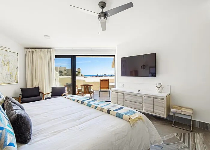 Сasa de vacaciones Unit 168- Casa Sangria - Oceanfront - Fully Renovated Cabo San Lucas