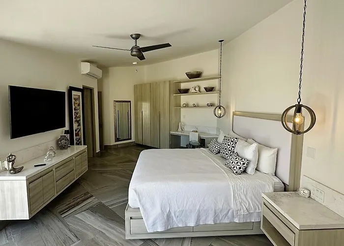 Unit 168- Casa Sangria - Oceanfront - Fully Renovated Сasa de vacaciones Cabo San Lucas