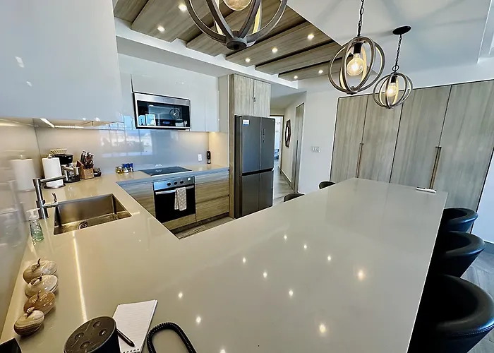 Unit 168- Casa Sangria - Oceanfront - Fully Renovated * Cabo San Lucas