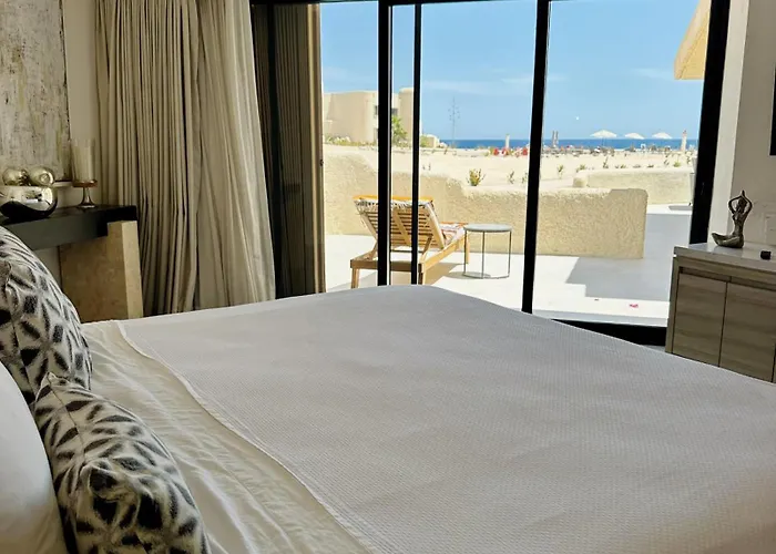 Unit 168- Casa Sangria - Oceanfront - Fully Renovated * Cabo San Lucas